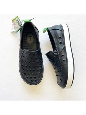 NWT Sanuk Kids Black Slip-On Water Shoes Perforated Design Lightweight Size 2